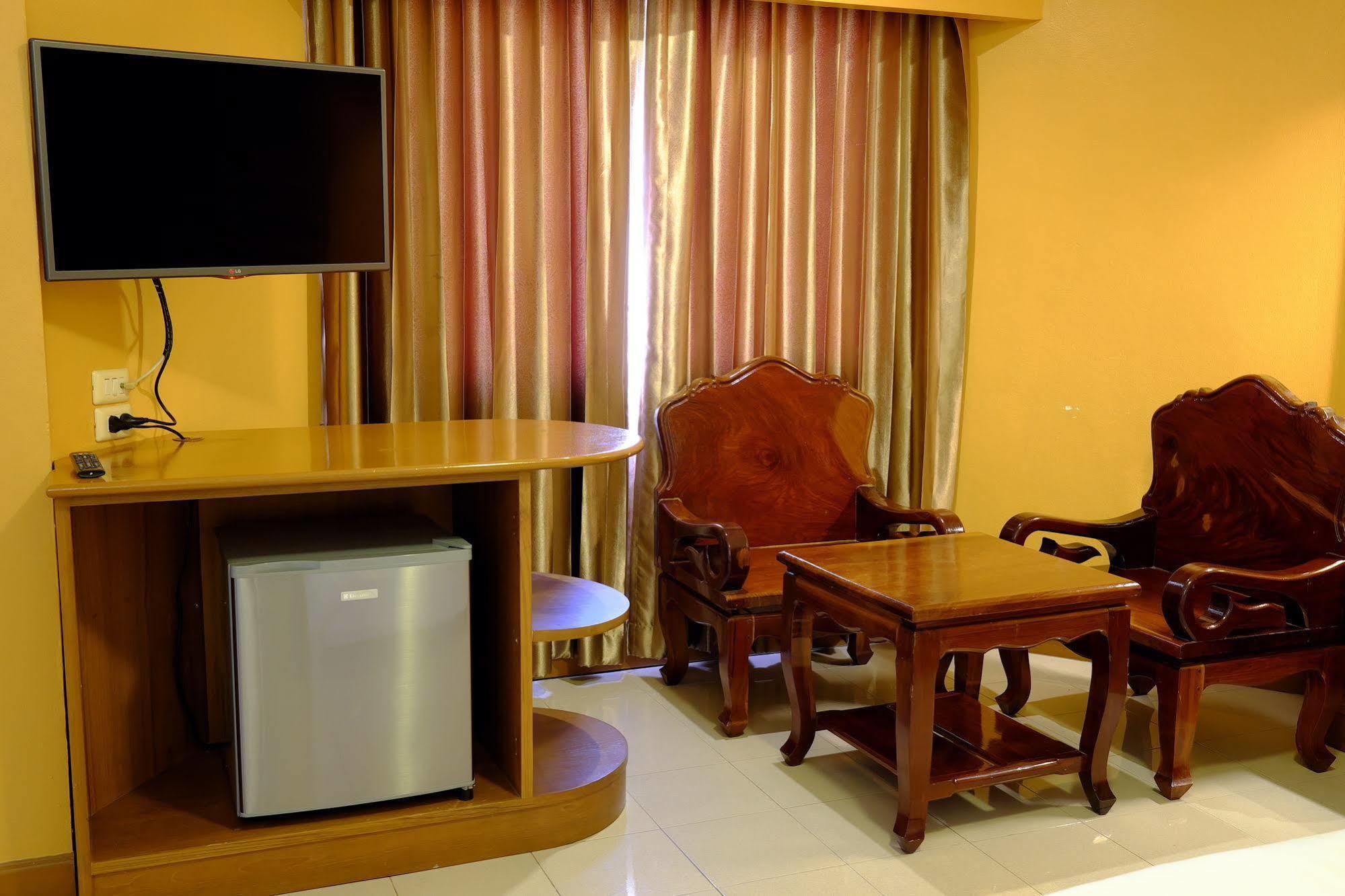Pj Inn Pattaya Dış mekan fotoğraf