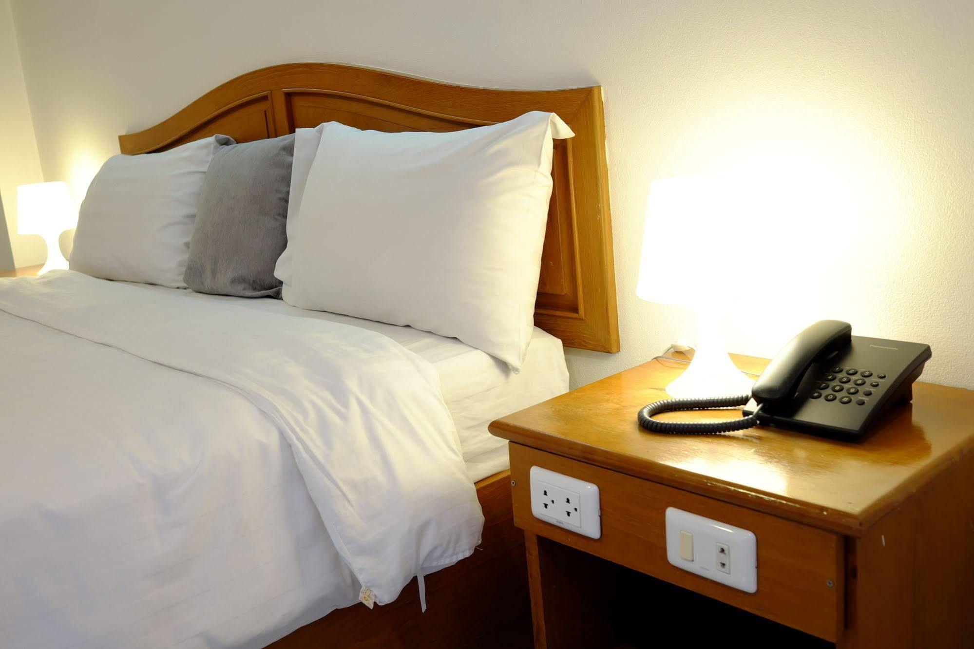 Pj Inn Pattaya Dış mekan fotoğraf