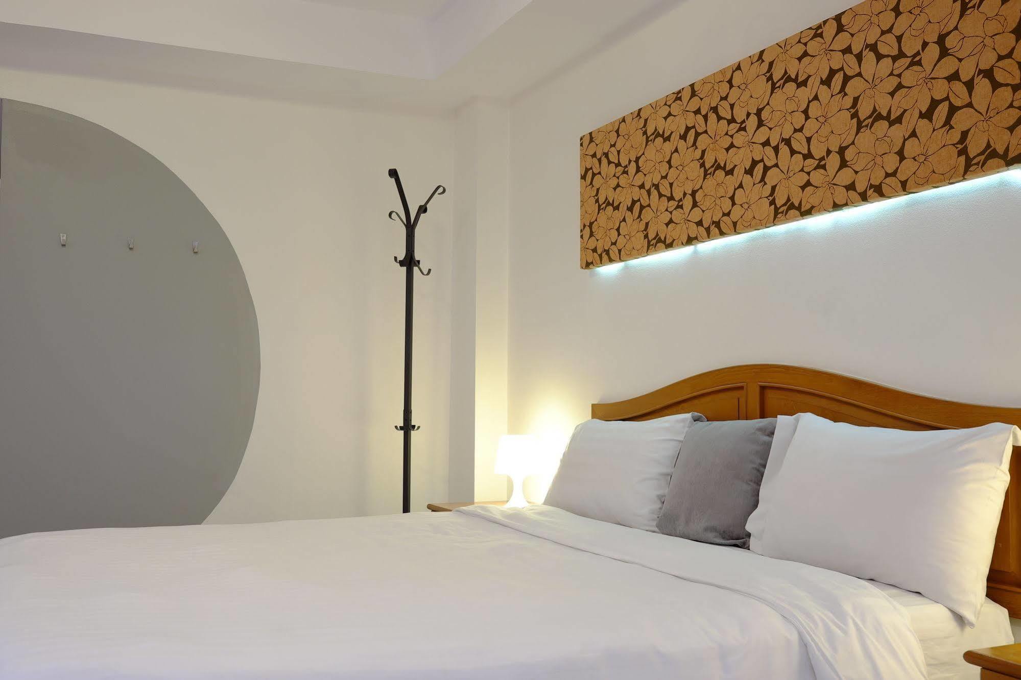 Pj Inn Pattaya Dış mekan fotoğraf